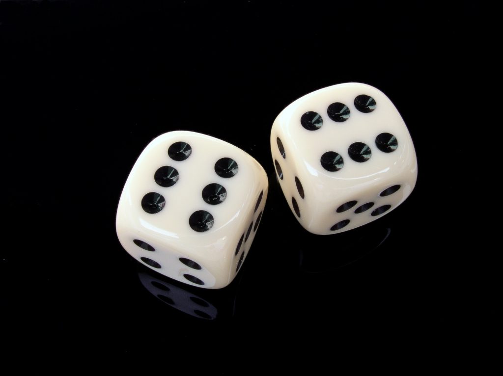 black-and-white-close-up-cube-37524 Dices quantum computing explained innovation lab